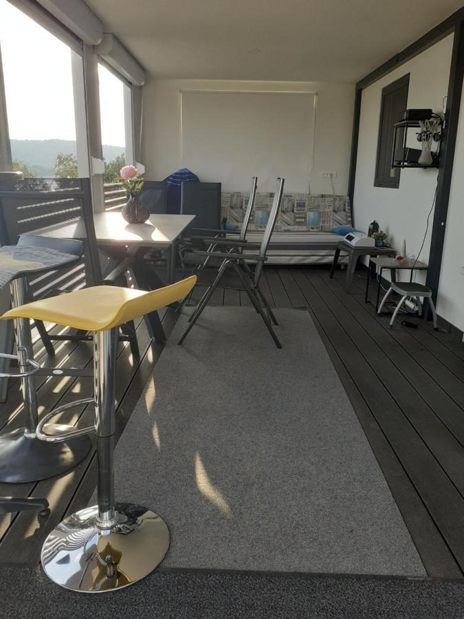Mobile Home Tina Tisno Esterno foto